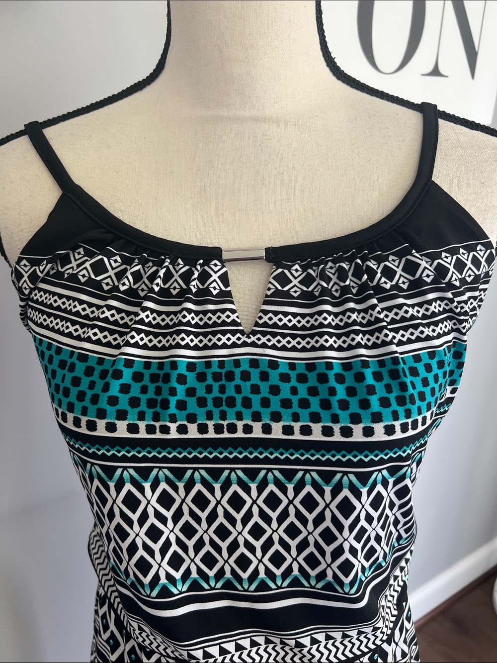 White House Black Market Maxi Dress - Picture 3 of 8